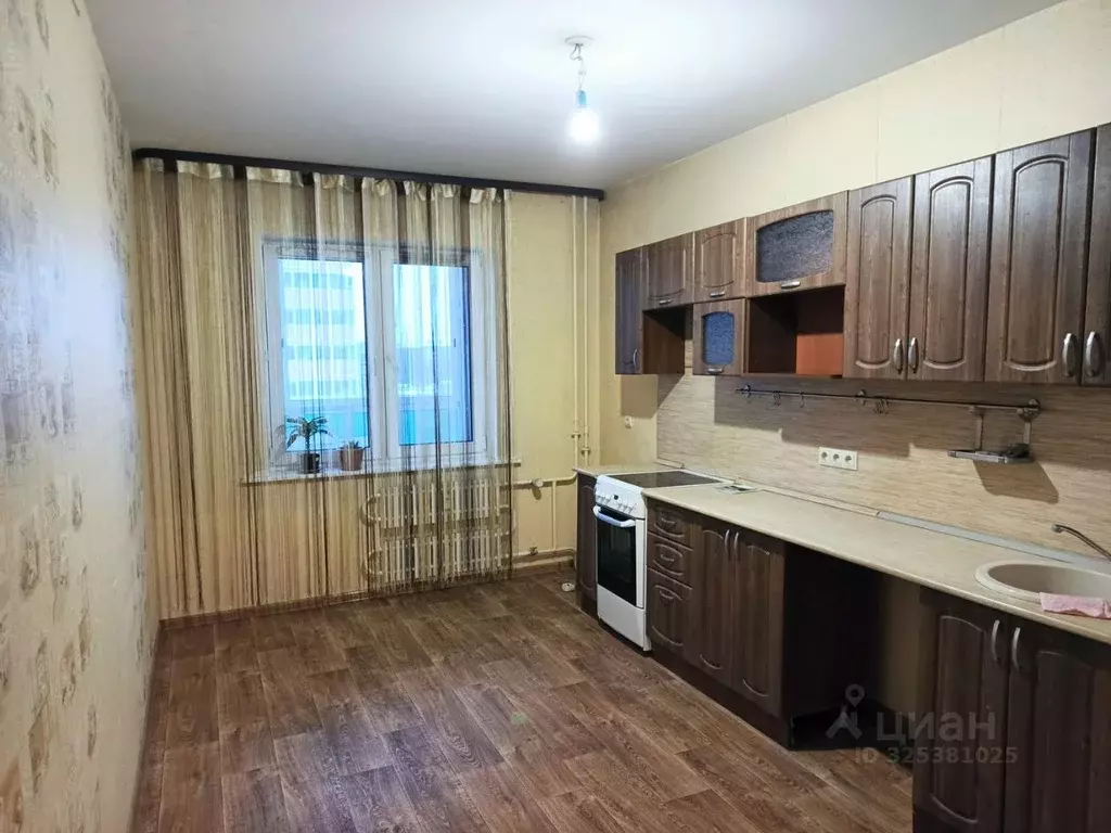 1-к кв. Омская область, Омск просп. Космический, 14В (35.9 м) - Фото 1