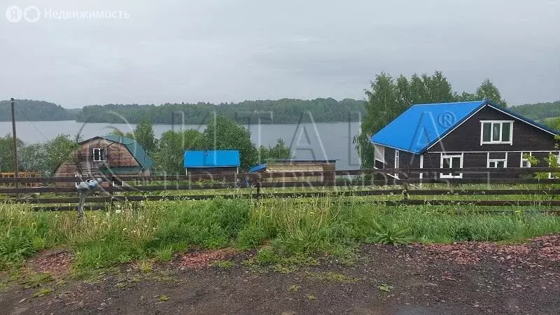 Дом в село Шеменичи, Зелёная улица, 5 (150 м) - Фото 0