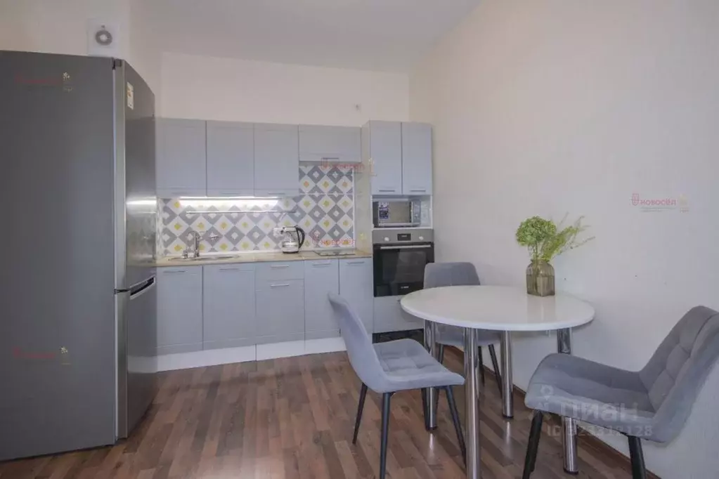 1-к кв. Свердловская область, Екатеринбург ул. Чемпионов, 4 (38.6 м) - Фото 2