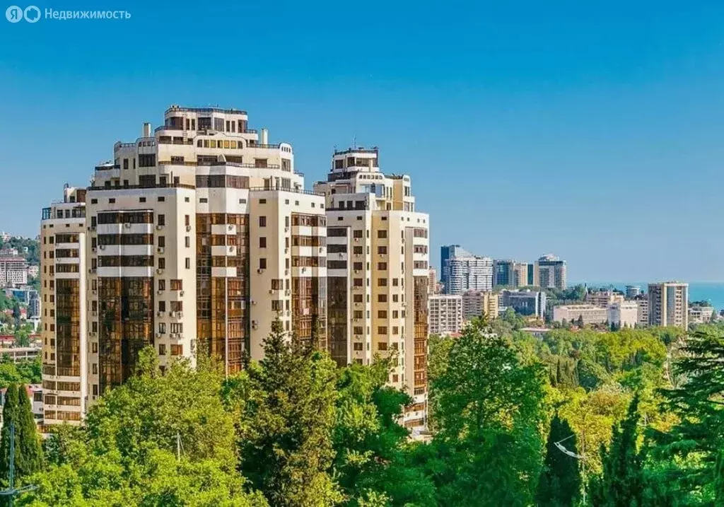 3-комнатная квартира: Сочи, Виноградная улица, 2/3 (105 м) - Фото 1
