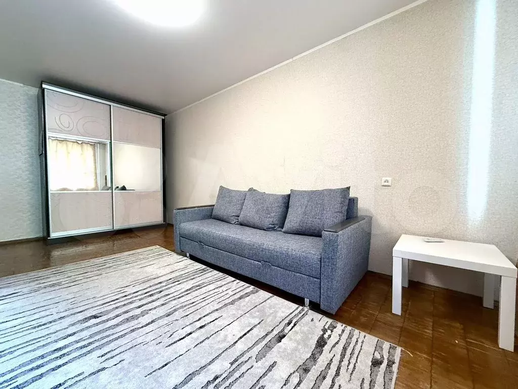 1-к. квартира, 35 м, 1/9 эт. - Фото 0