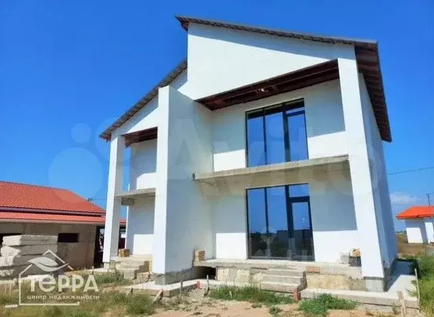 Дом в Крым, Сакский район, с. Уютное ул. Садовая (188 м) - Фото 2