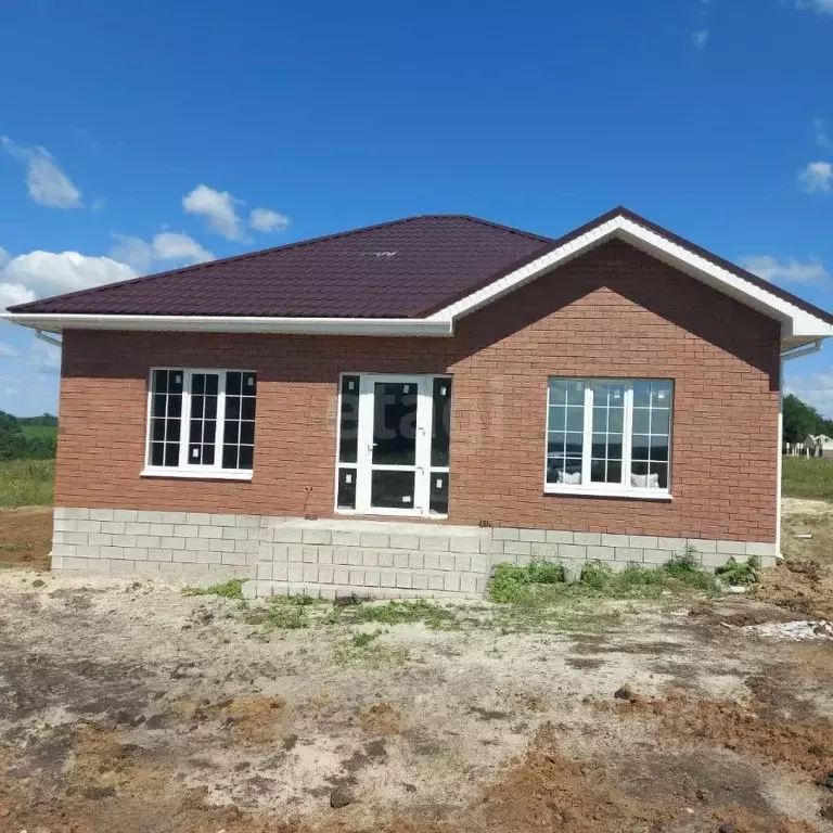 Дом в Белгородская область, Белгородский район, Пушкарское с/пос, с. ... - Фото 1