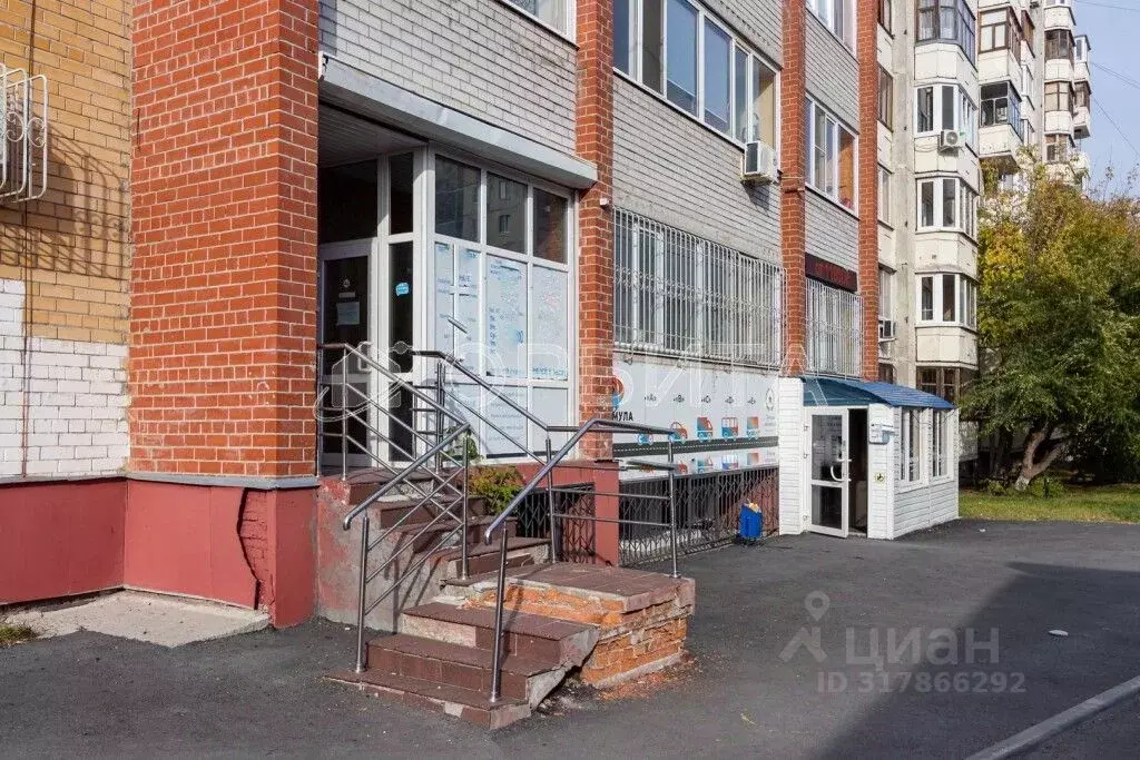 Помещение свободного назначения в Тюменская область, Тюмень ул. ... - Фото 0