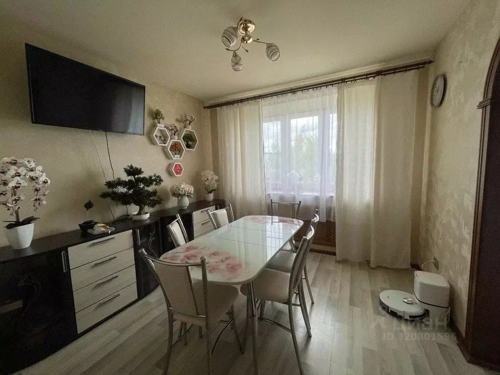 3-к кв. Псковская область, Опочка Автозаводская ул., 13 (92.1 м) - Фото 1