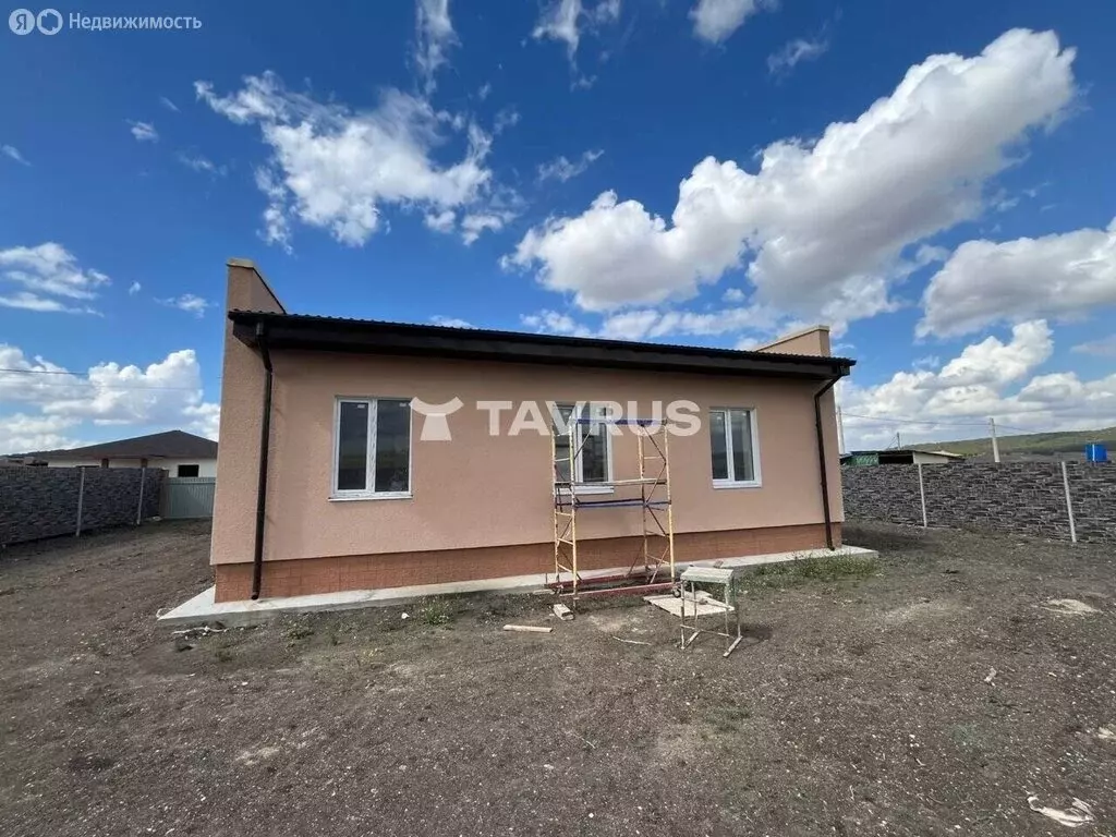 Дом в Трудовское сельское поселение, село Строгоновка (138 м) - Фото 1