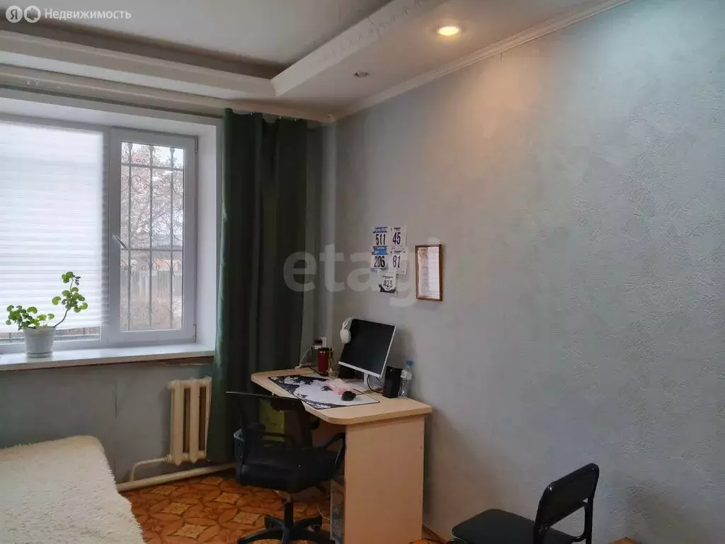 3-комнатная квартира: Ирбит, улица Маяковского, 9 (61 м) - Фото 2