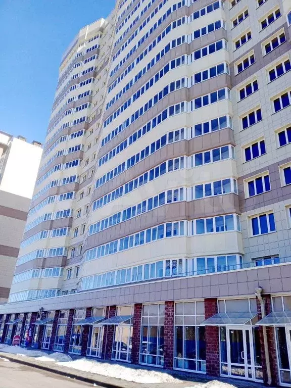 Помещения на 1 этаже, 1335 м - Фото 0