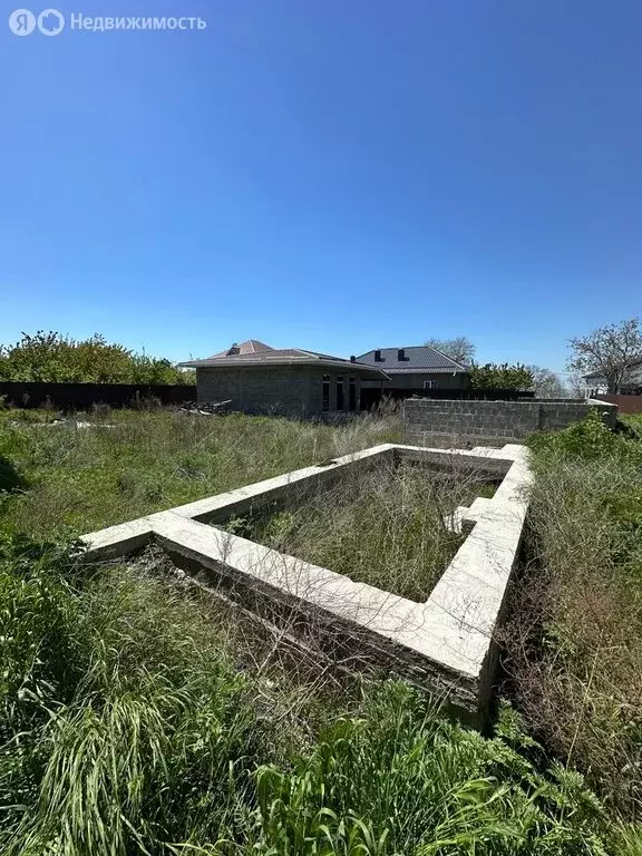 Дом в село Витязево, улица 160 лет Витязево (300 м) - Фото 0