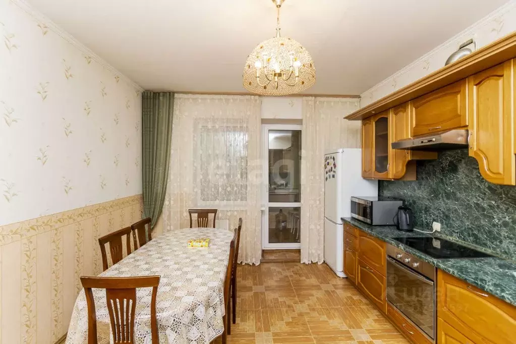 4-к кв. Тюменская область, Тюмень ул. Урицкого, 22 (120.0 м) - Фото 2