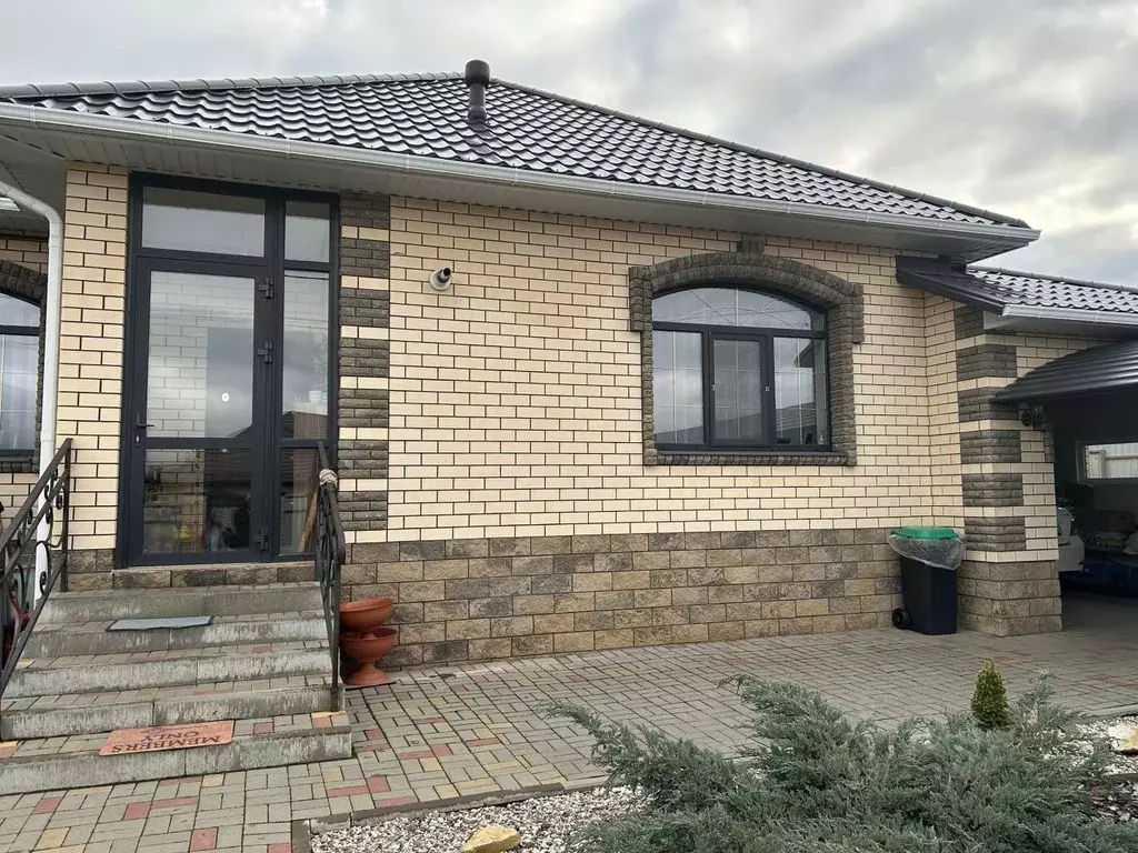 Дом в Белгородская область, Белгородский район, с. Стрелецкое, ... - Фото 1