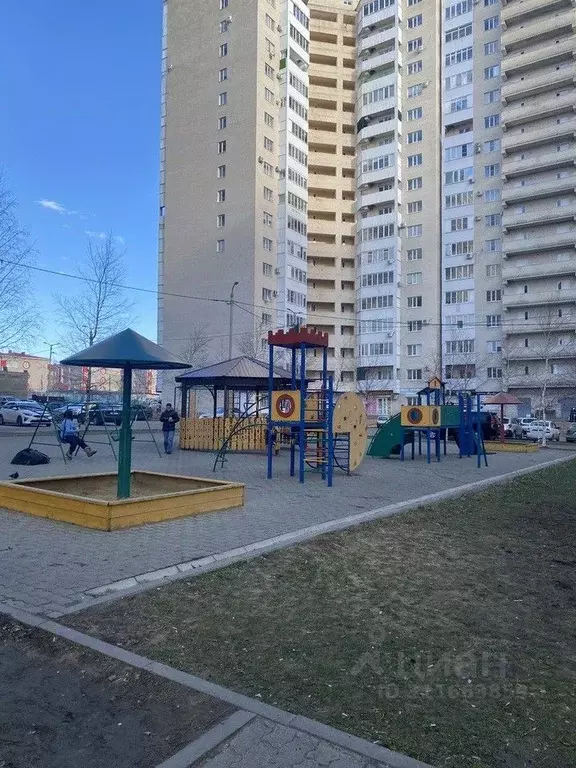 3-к кв. Ставропольский край, Ставрополь ул. Доваторцев, 90к1 (90.0 м) - Фото 1