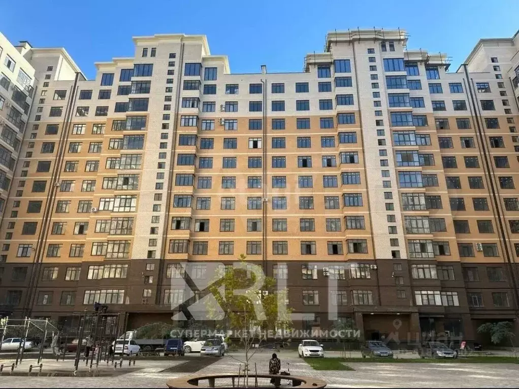 3-к кв. Дагестан, Махачкала ул. Маковая, 2к4 (80.5 м) - Фото 0