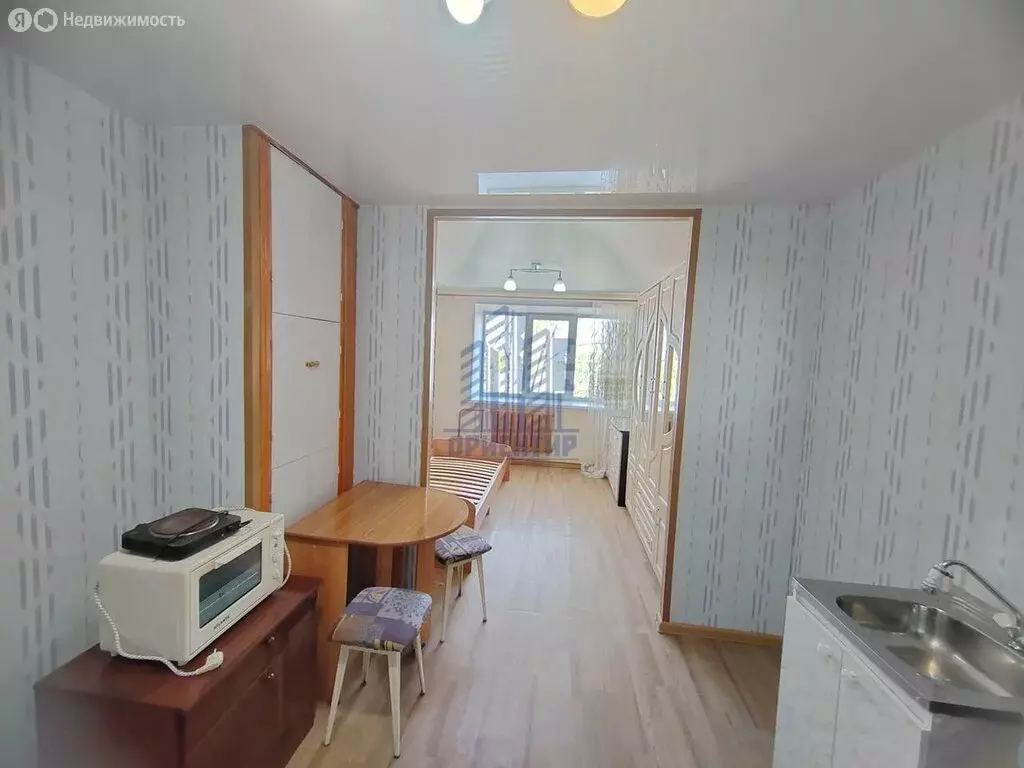 1к в 4-комнатной квартире (18 м) - Фото 1