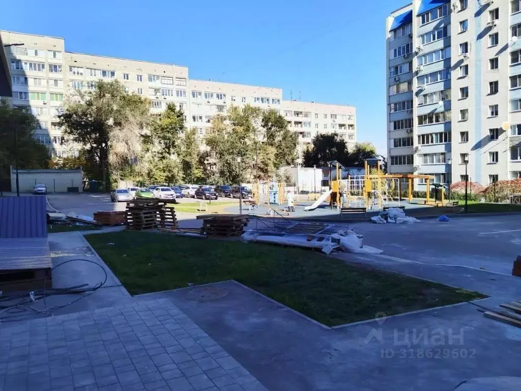 1-к кв. Саратовская область, Саратов Лунная ул., 25Б (45.18 м) - Фото 0