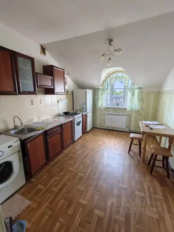 2-к кв. Калининградская область, Советск ул. Ленина, 34А (66.0 м) - Фото 1