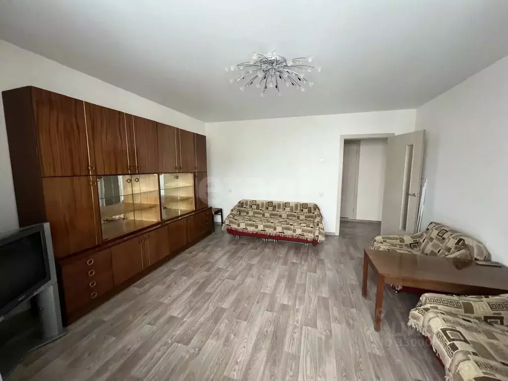 2-к кв. Красноярский край, Красноярск ул. Чернышевского, 120А (58.4 м) - Фото 2