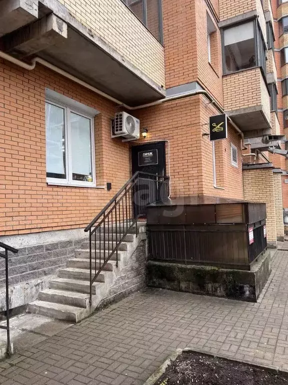 Помещение свободного назначения в Ленинградская область, Гатчина ул. ... - Фото 1