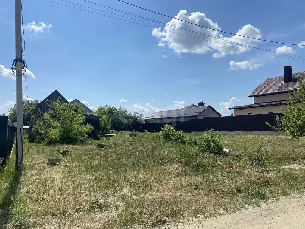 Участок в Воронежская область, Семилуки Южный мкр, ул. Южная, 15 (10.0 ... - Фото 1
