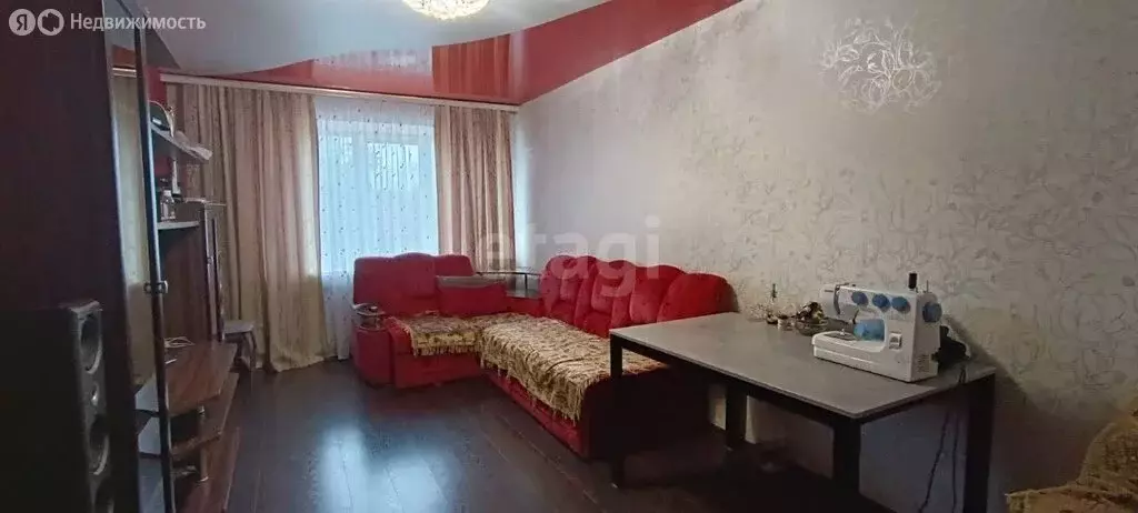 3-комнатная квартира: Кыштым, улица Металлургов, 2 (60.9 м) - Фото 1