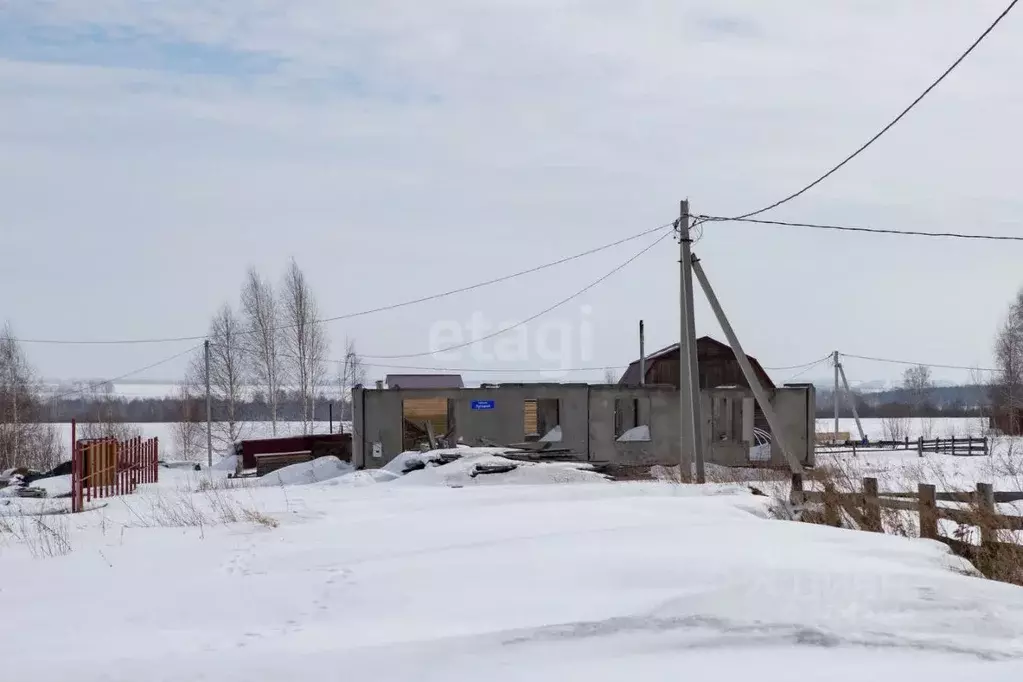 Дом в Кемеровская область, Ленинск-Кузнецкий район, пос. Демьяновка ... - Фото 1