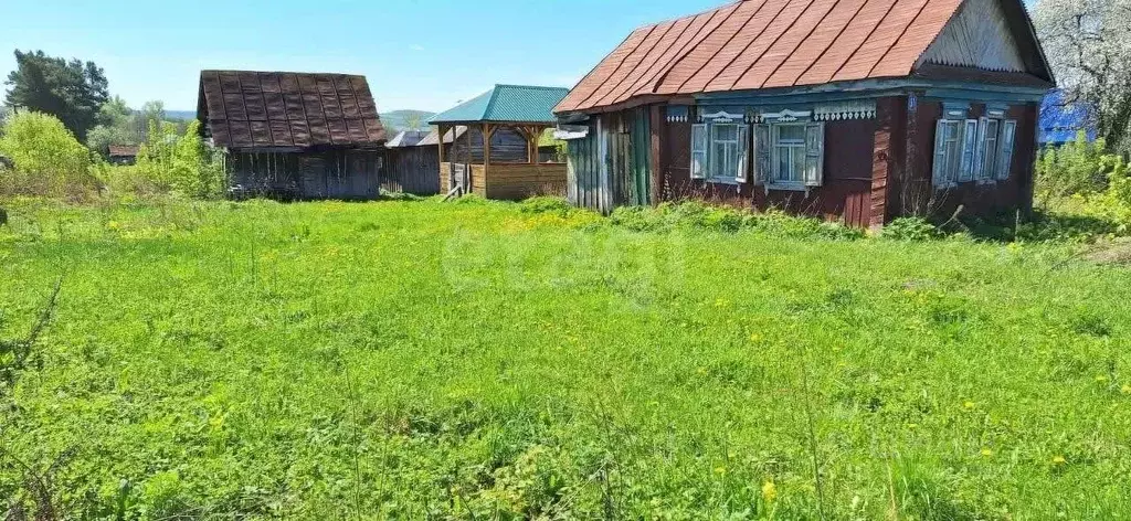 Дом в Башкортостан, Ишимбайский район, с. Макарово Центральная ул. (40 ... - Фото 1