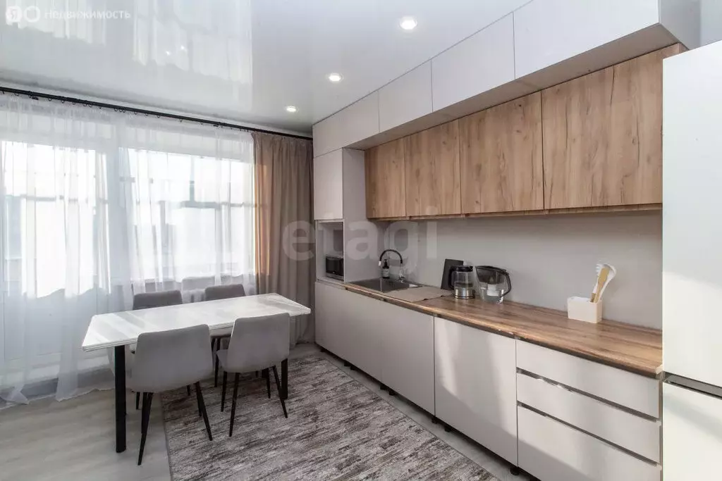 4-комнатная квартира: Тобольск, 7-й микрорайон, 9 (78.3 м) - Фото 2