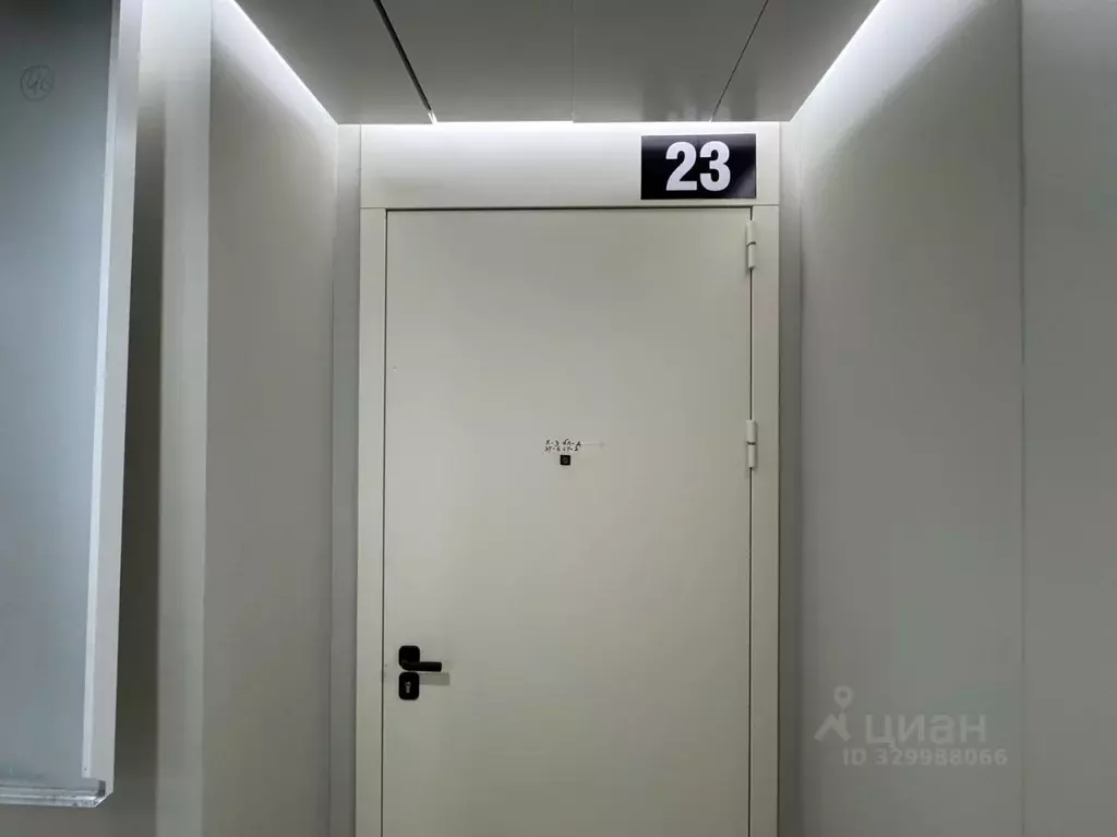 1-к кв. Москва ул. Светланова, 11к2 (59.2 м) - Фото 1