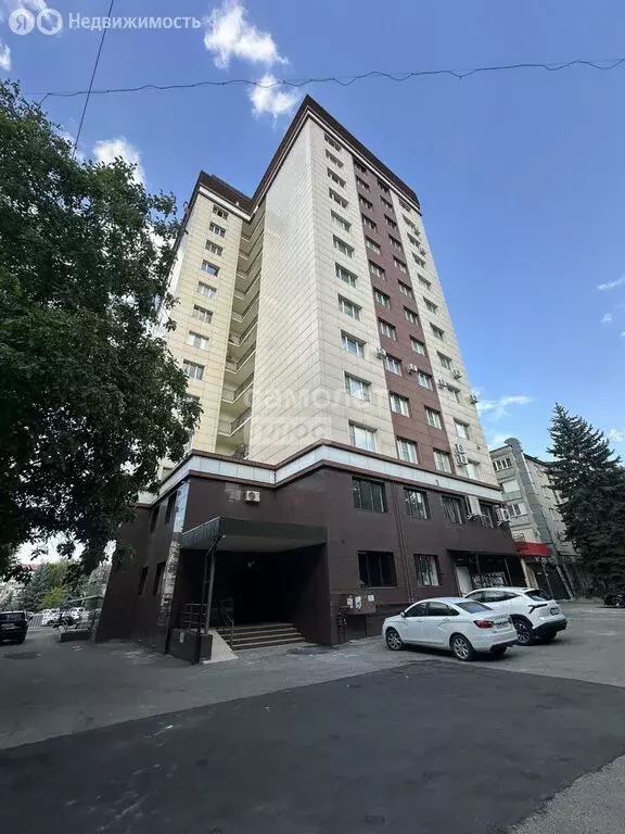 3-комнатная квартира: Нальчик, проспект Кулиева, 13А (137.7 м) - Фото 0