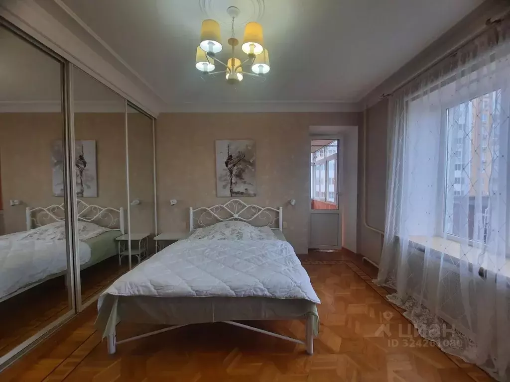 3-к кв. Курская область, Курск ул. Горького, 51 (147.6 м) - Фото 1