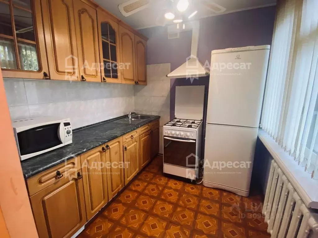 4-к кв. Волгоградская область, Волгоград ул. Голубева, 3 (61.7 м) - Фото 1