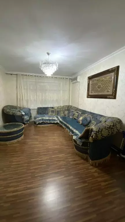 3-к. квартира, 80 м, 5/10 эт. - Фото 0