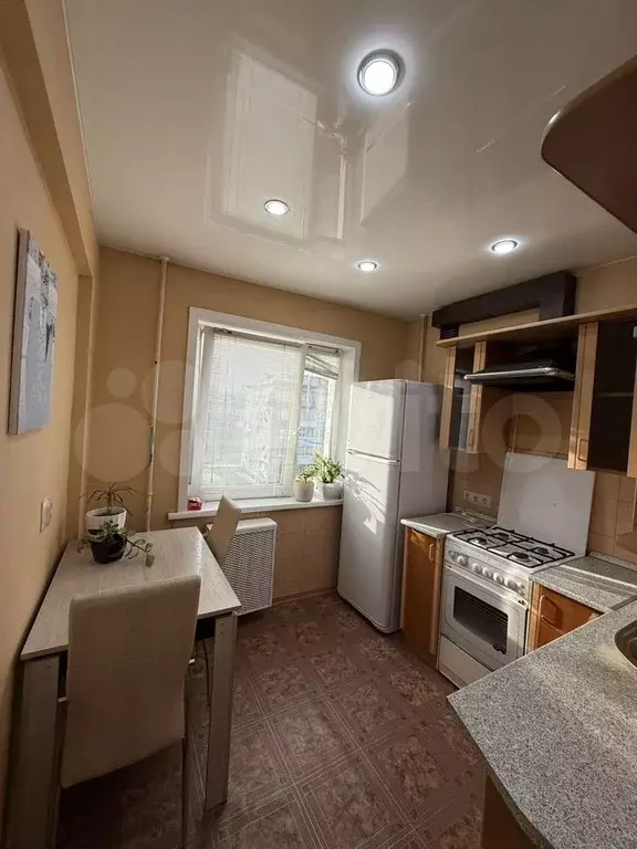2-к. квартира, 45 м, 4/5 эт. - Фото 0