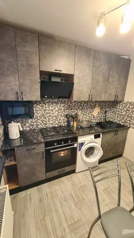 1-к. квартира, 38 м, 1/5 эт. - Фото 0