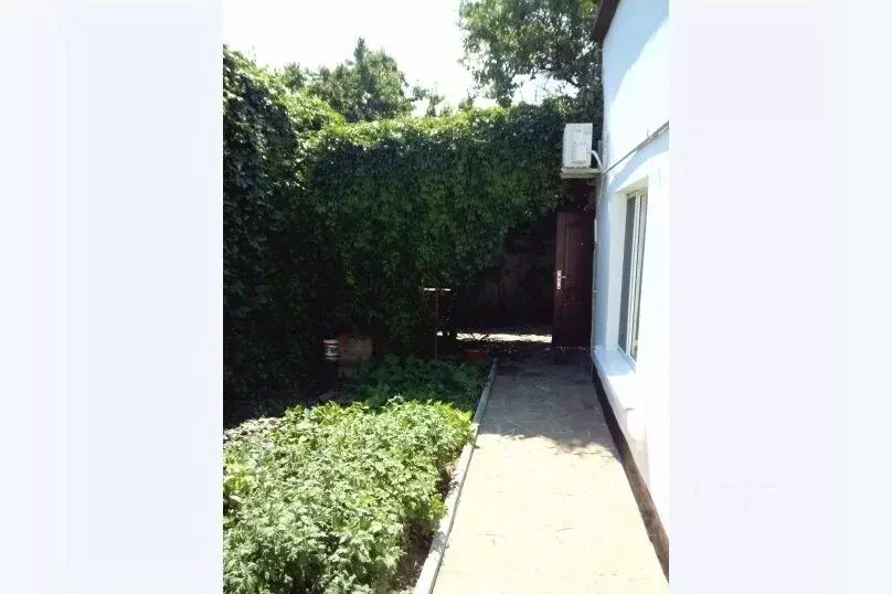 Дом в Крым, Феодосия ул. Советская, 63 (50 м) - Фото 2