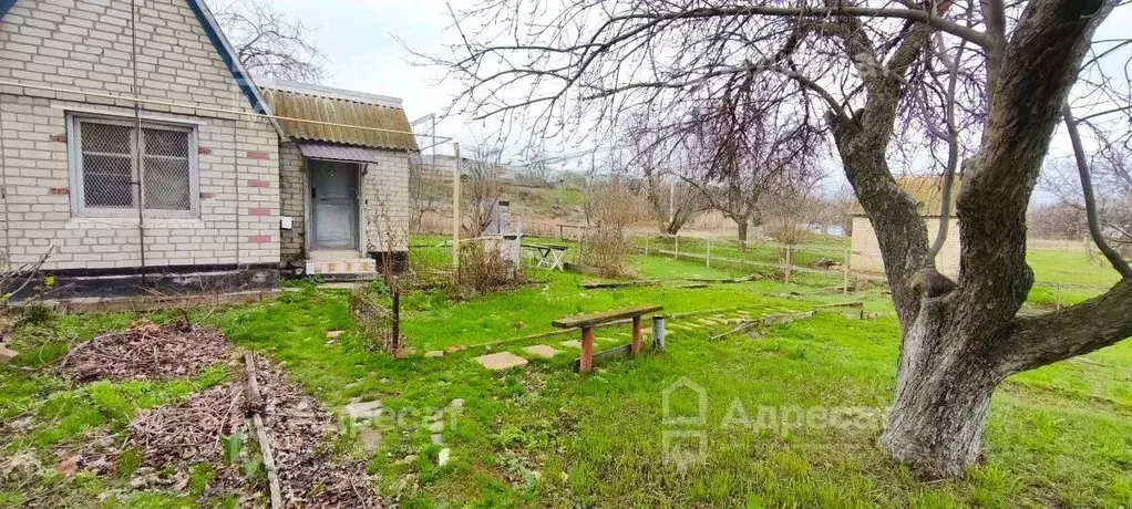 Дом в Волгоградская область, Волгоград Автотранспортная ул. (40 м) - Фото 0