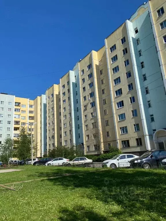 2-к кв. Московская область, Лобня Краснополянская ул., 50 (53.6 м) - Фото 0