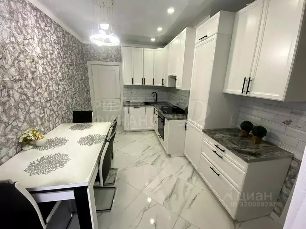 2-к кв. Калининградская область, Гурьевск Крайняя ул., 9А (65.0 м) - Фото 0