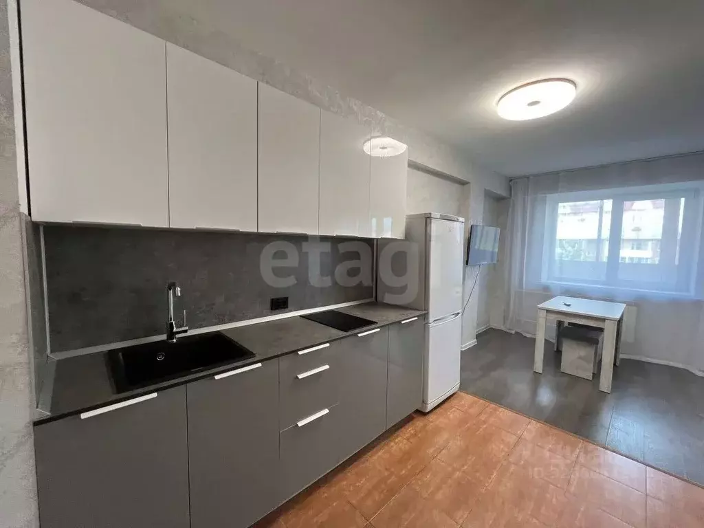 1-к кв. Иркутская область, Иркутск проезд Атласова, 7 (45.0 м) - Фото 1