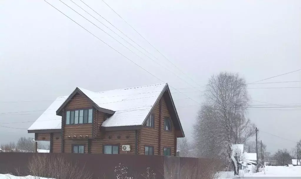 Дом в Пермский край, Александровск Яйва пгт, ул. Ленина, 8 (167 м) - Фото 0