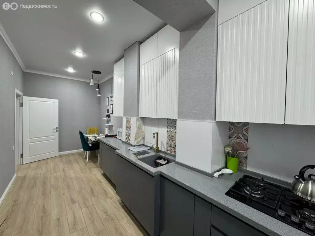 3-комнатная квартира: Нальчик, 2-я Надречная улица, 124 (77 м) - Фото 1