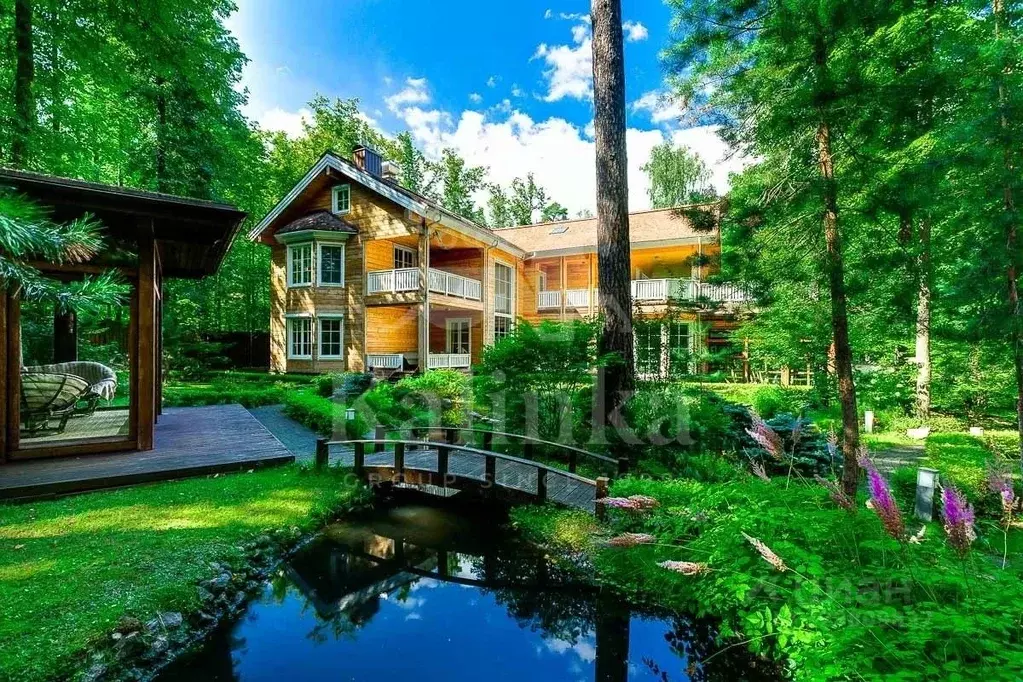 Дом в Московская область, Одинцовский городской округ, д. Жуковка, ... - Фото 1