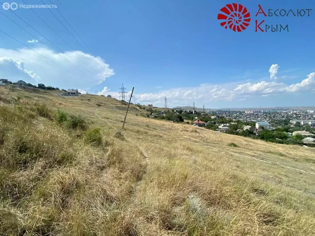 Участок в Феодосия, Октябрьская улица (56.8 м) - Фото 1