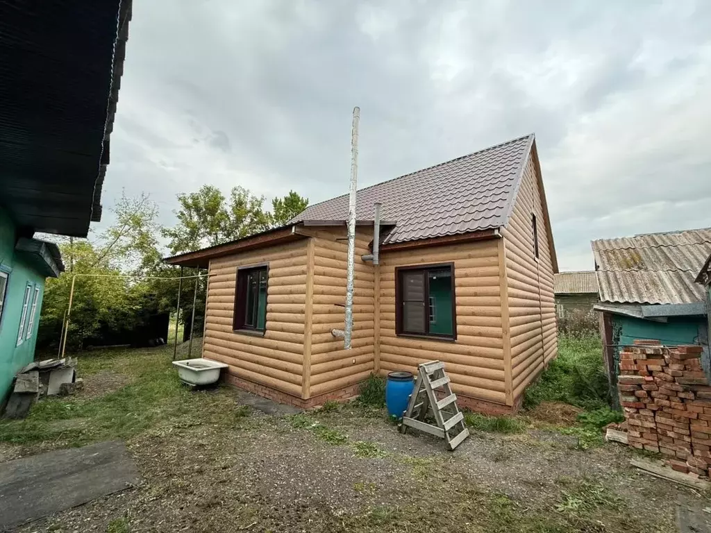 Дом в Омская область, Азовский Немецкий Национальный район, д. ... - Фото 0