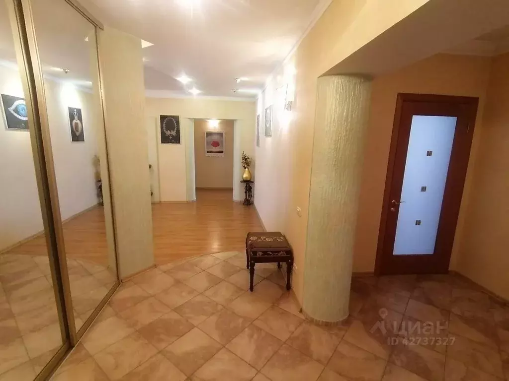 4-к кв. Саратовская область, Саратов Гвардейская ул., 18Б (164.0 м) - Фото 1