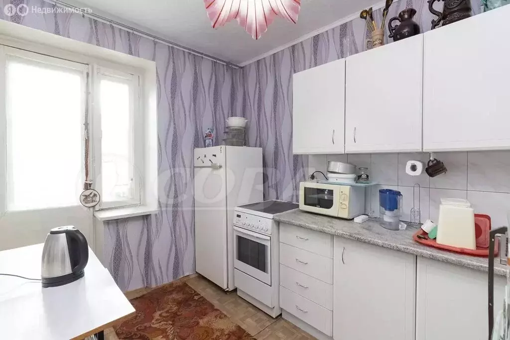 4-комнатная квартира: Тюмень, улица Самарцева, 40 (70.1 м) - Фото 2