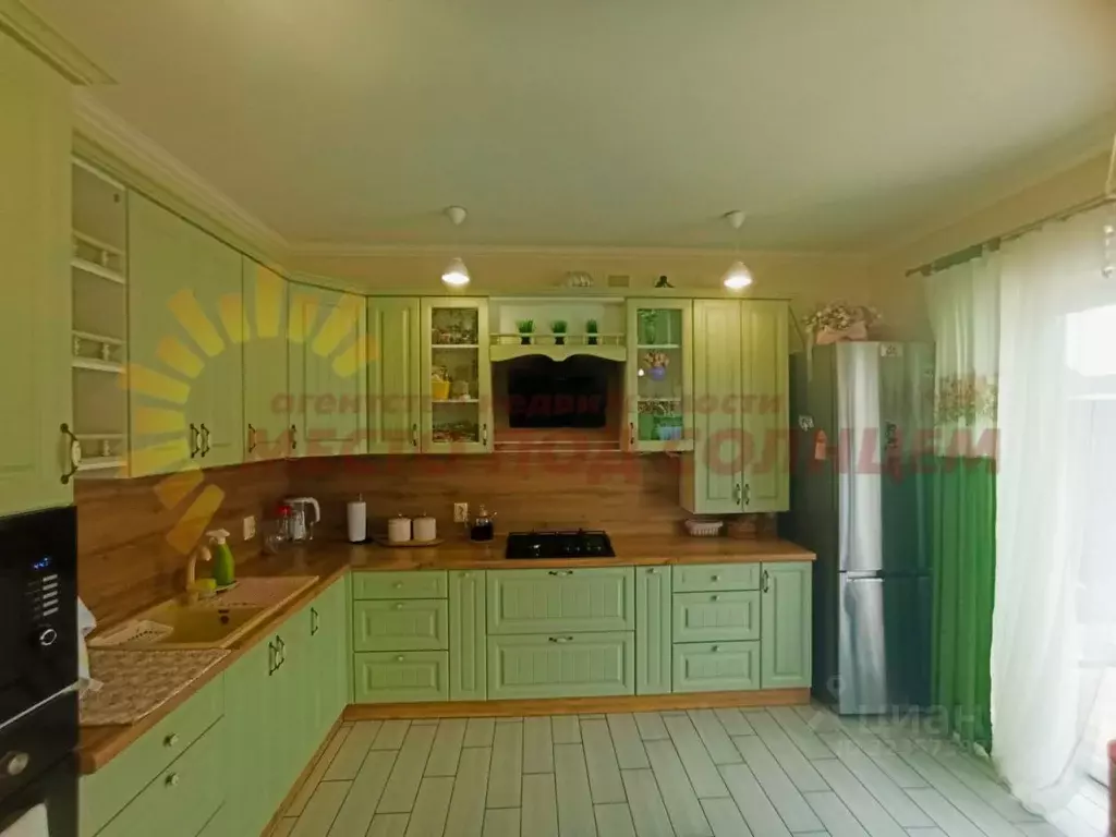 Дом в Краснодарский край, Ейск ул. Олега Кошевого (86 м) - Фото 2