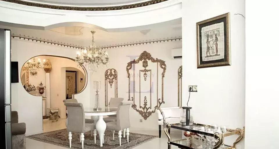 2-к кв. Санкт-Петербург ул. Композиторов, 18 (82.1 м) - Фото 0