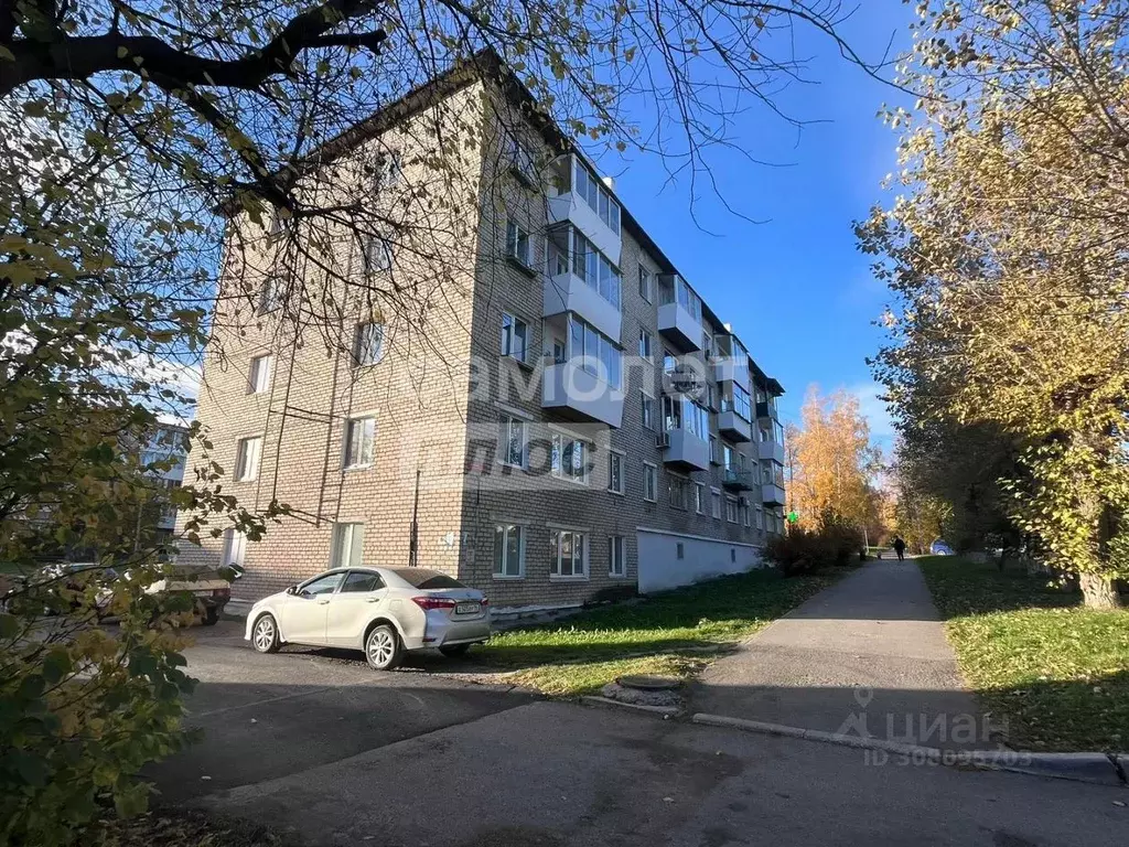 2-к кв. Свердловская область, Серов Зеленая ул., 4 (43.3 м) - Фото 0