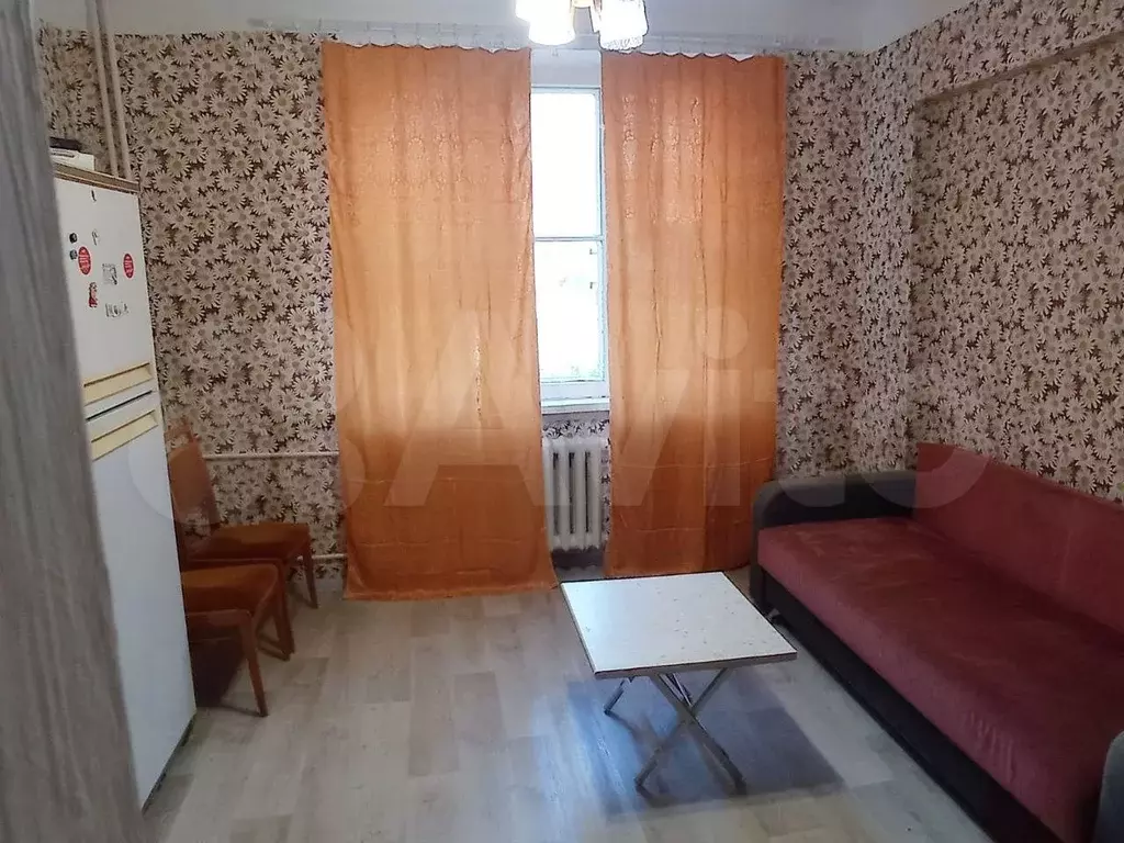 Комната 15,2 м в 3-к., 2/4 эт. - Фото 0